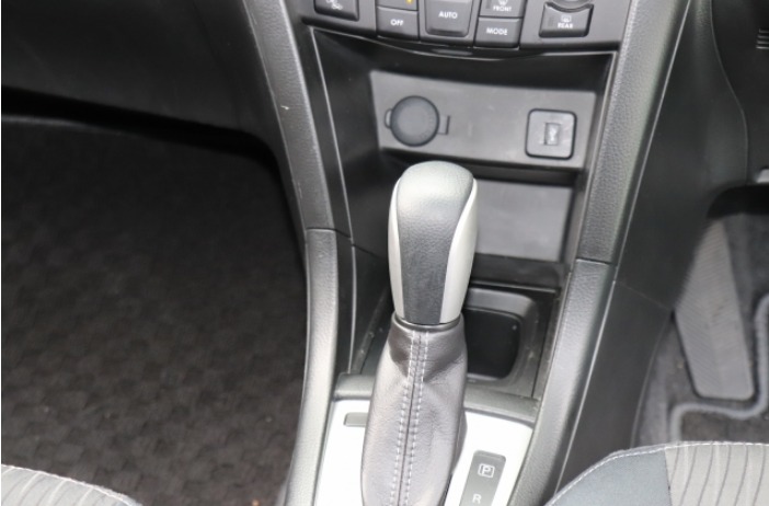 2013 SUZUKI SWIFT RS